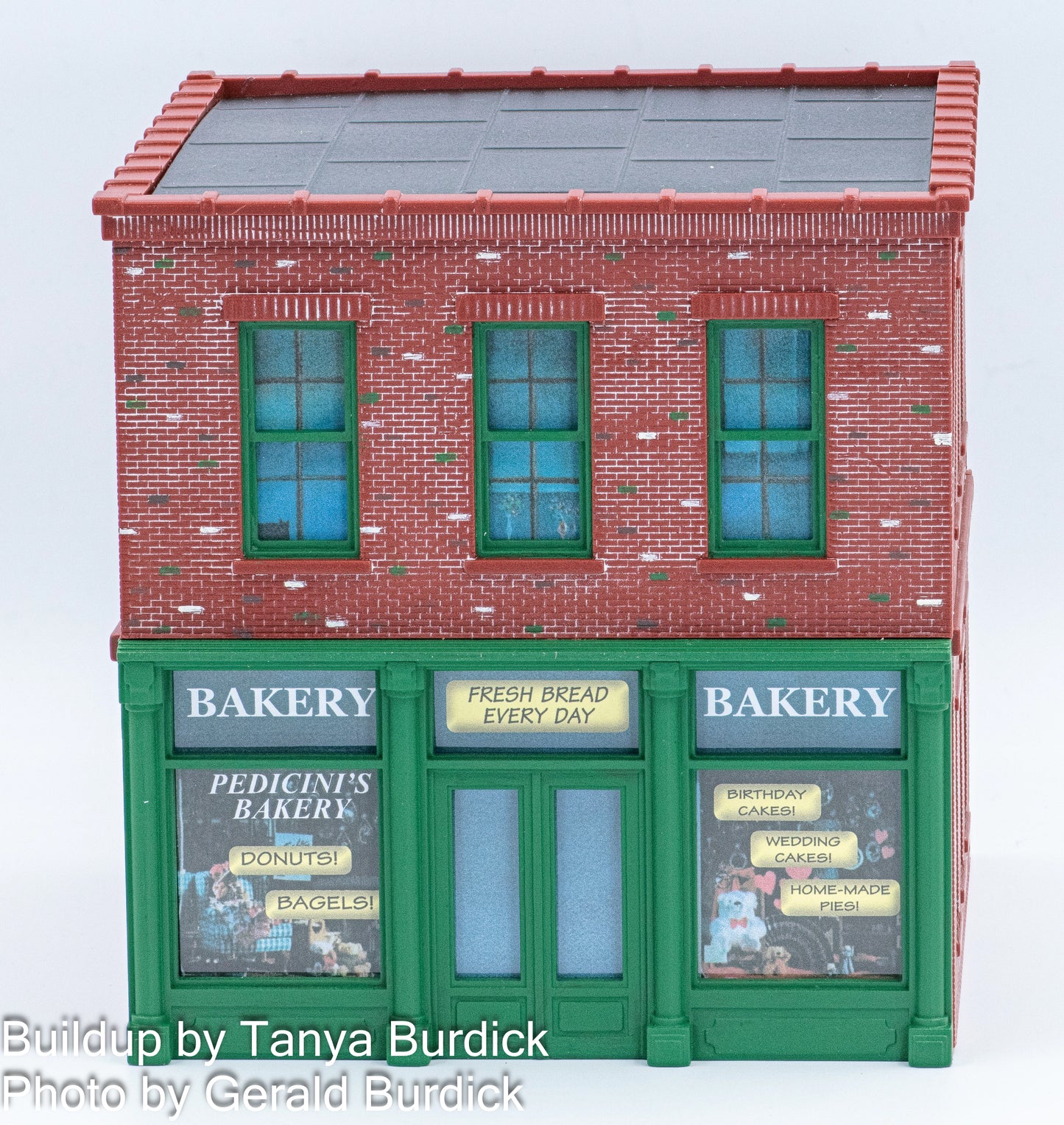 825 - Pedicini's Bakery Build Up